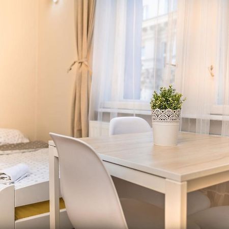 Hostel Krakowskie Klimaty Екстер'єр фото