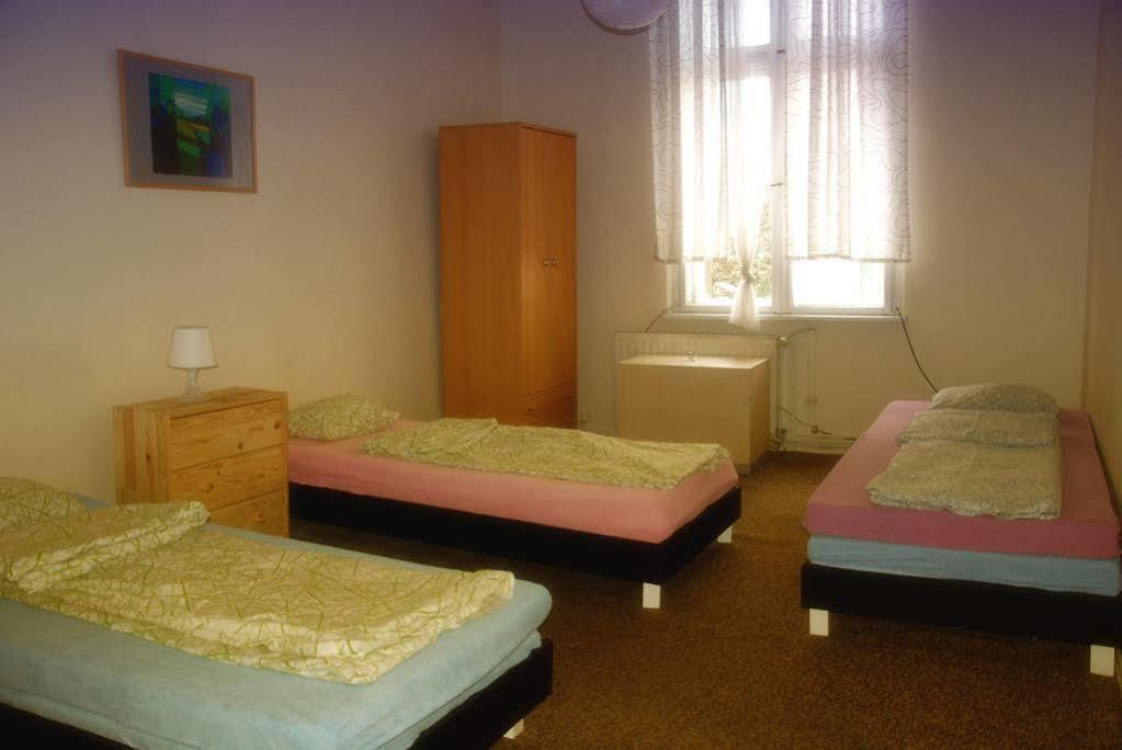 Hostel Krakowskie Klimaty Екстер'єр фото