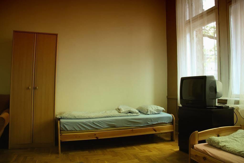 Hostel Krakowskie Klimaty Екстер'єр фото