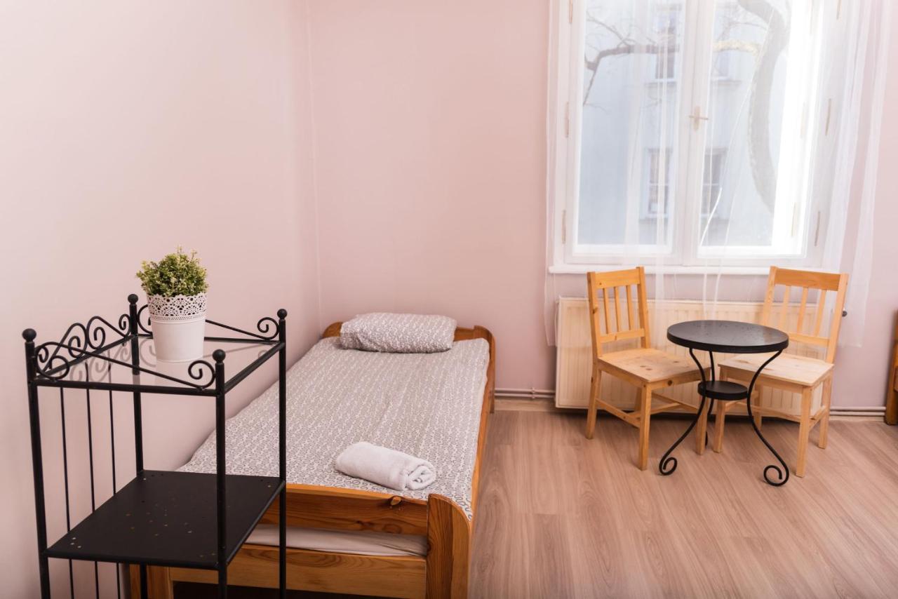 Hostel Krakowskie Klimaty Екстер'єр фото
