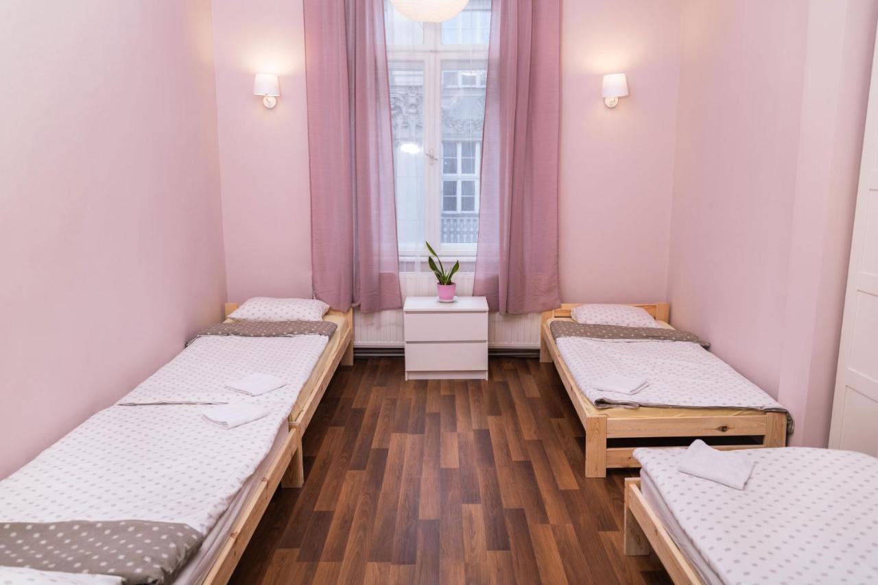 Hostel Krakowskie Klimaty Екстер'єр фото