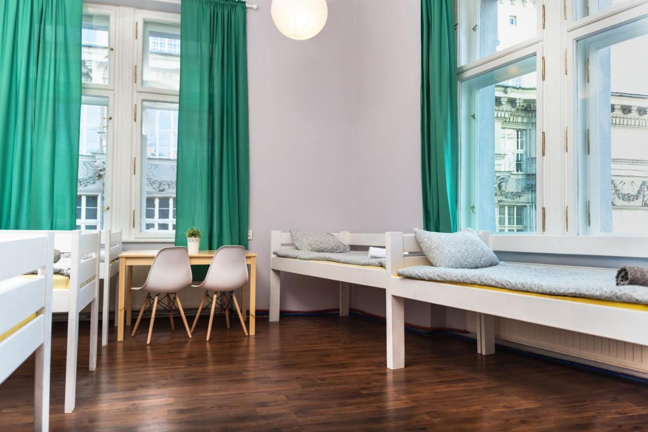 Hostel Krakowskie Klimaty Екстер'єр фото