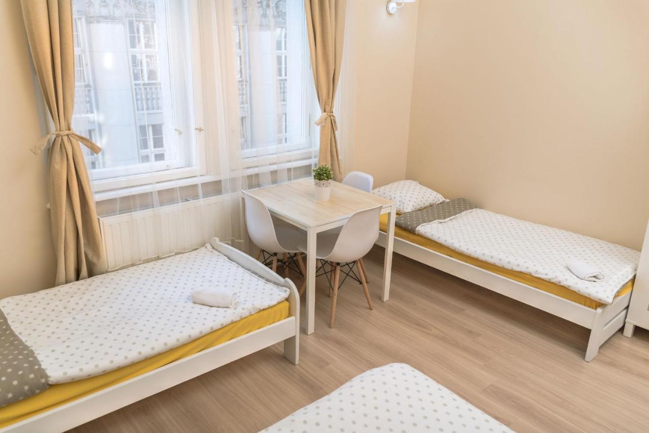 Hostel Krakowskie Klimaty Екстер'єр фото