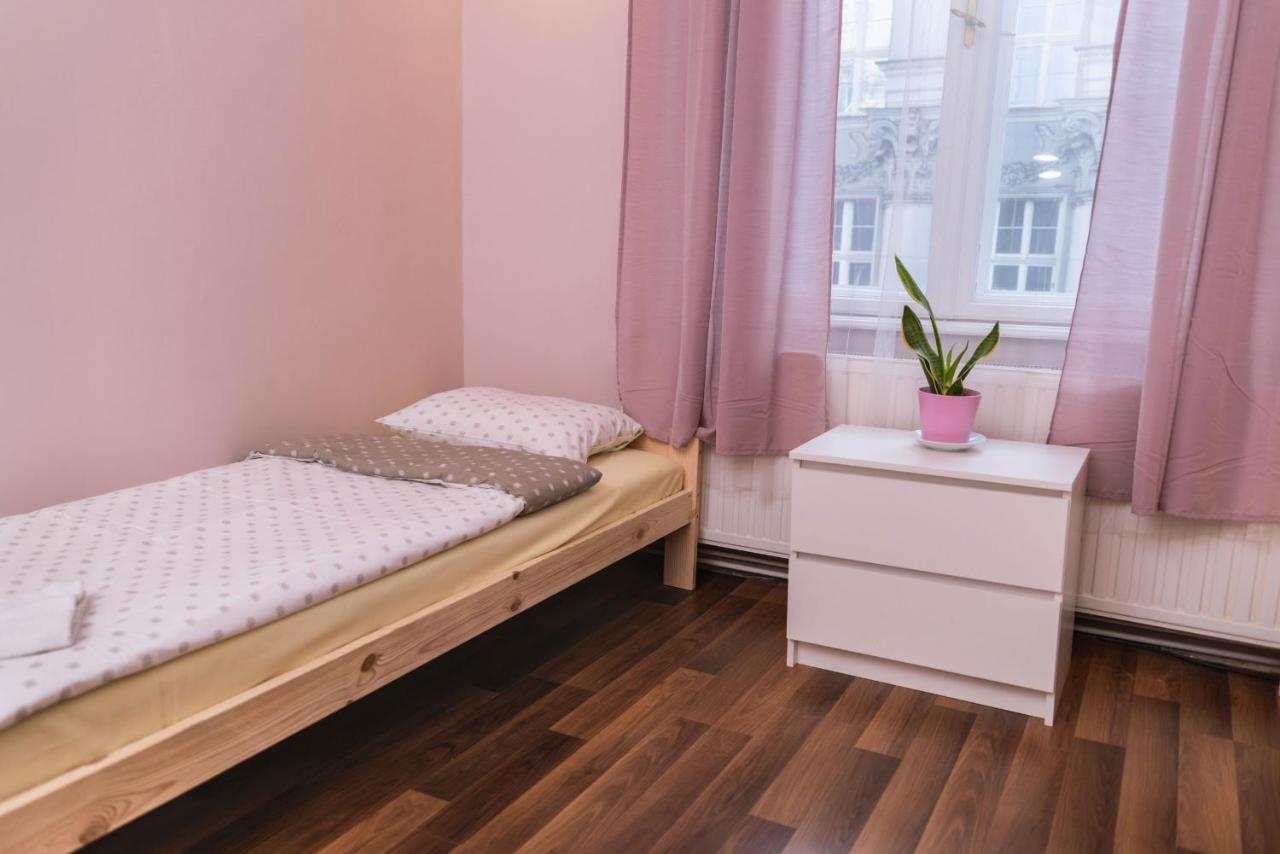 Hostel Krakowskie Klimaty Екстер'єр фото